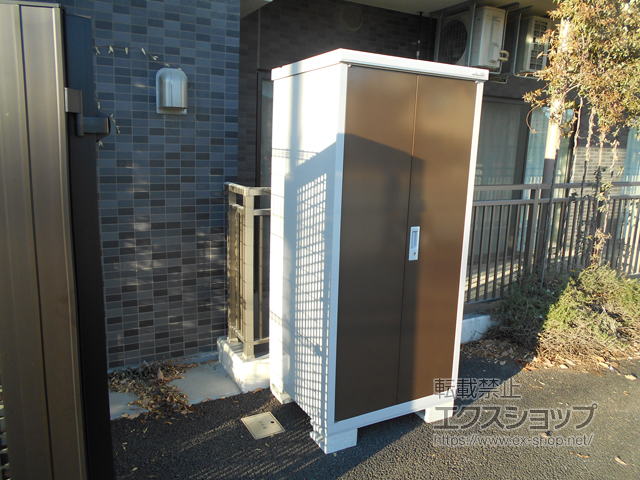 東京都豊島区のの物置・屋外倉庫 アイビーストッカー 900×755×1903 BJX-097E-TB 施工例