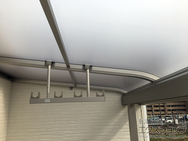 奈良県大和郡山市ののバルコニー・ベランダ屋根 ヴェクターテラス R型 屋根タイプ 単体 積雪〜20cm対応 施工例