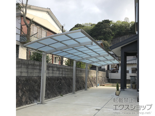 長崎県長崎市ののカーポート レイナポートグラン 縦連棟　積雪〜20cm対応 施工例