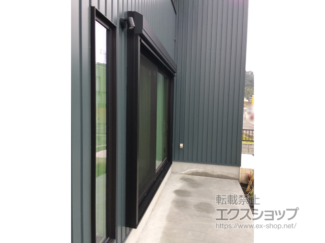 鹿児島県鹿児島市のLIXIL リクシル（トステム）の窓シャッター 【特注】リフォームシャッター イタリヤ 手動式 施工例