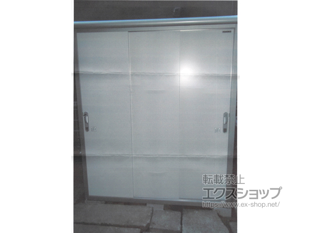 東京都足立区のの物置・屋外倉庫 エスモ 一般型 1650×900×1959 ESE-1609A-PW 施工例