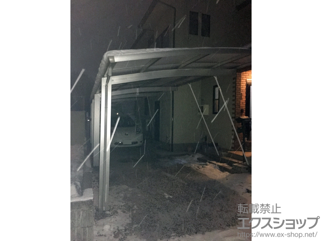 福島県伊達市ののカーポート レイナポートグラン 縦連棟　積雪〜20cm対応 施工例