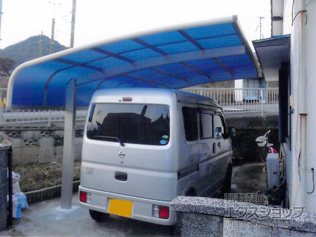 長崎県諫早市ののカーポート レイナキャップポートグラン　積雪〜20cm対応 施工例