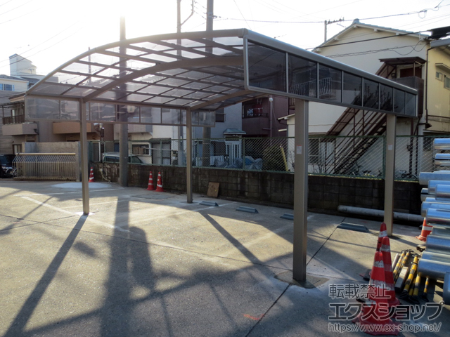 東京都足立区ののカーポート ネスカR (ラウンドスタイル) ワイド 積雪〜20cm対応 施工例