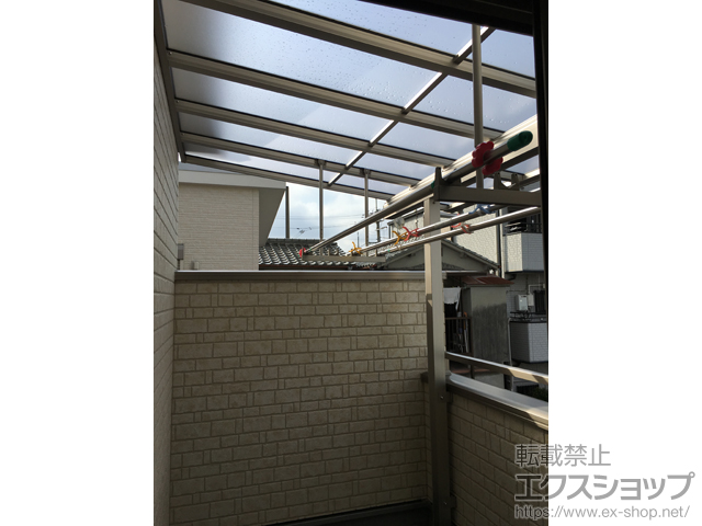 大阪府羽曳野市ののバルコニー・ベランダ屋根 ヴェクターテラス F型 1500 屋根タイプ 単体 積雪〜50cm対応 施工例