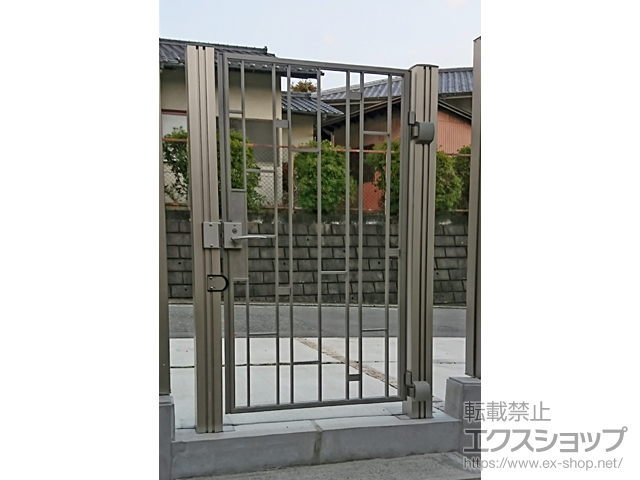 福岡県福岡市のの門扉 シャローネ門扉SB03型 片開き 門柱仕様 施工例