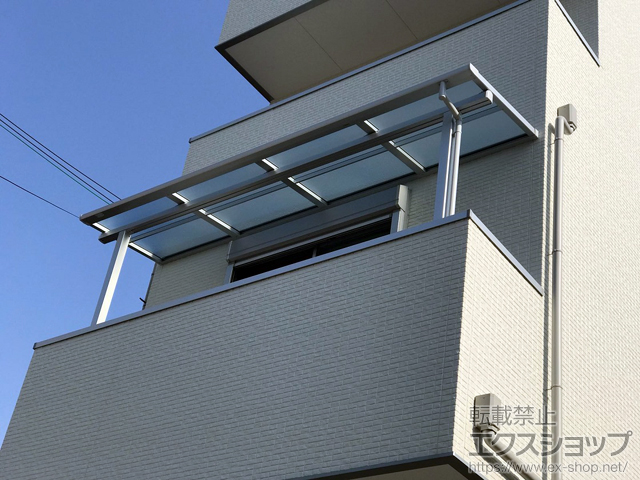 大阪府大阪市ののバルコニー・ベランダ屋根 スピーネ F型 屋根タイプ 単体 積雪〜20cm対応 施工例