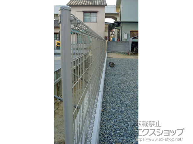 香川県高松市ののフェンス・柵 メッシュフェンス M0 間仕切柱 施工例
