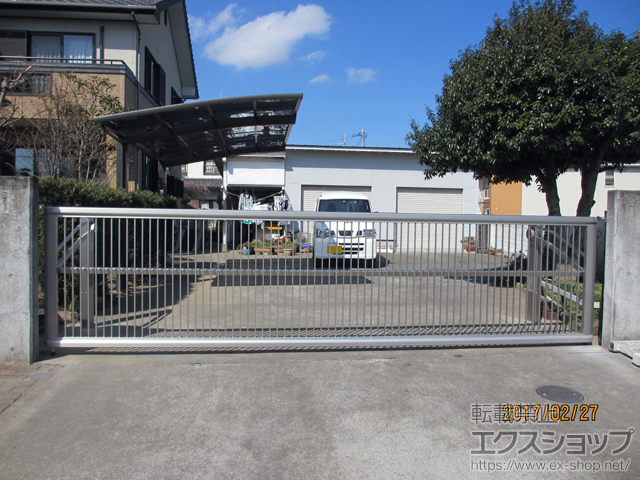 大分県大分市ののカーゲート ルシアスアップゲートワイド 2型 たて格子 手動 施工例