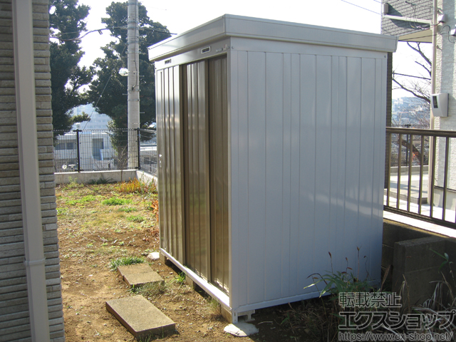 東京都板橋区のの物置・屋外倉庫 ネクスタ 一般型 1790×1370×2020 NXN-25S-MB 施工例