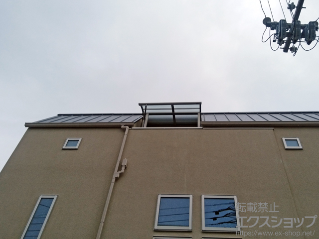 大阪府箕面市ののバルコニー・ベランダ屋根 スピーネ R型 屋根タイプ 単体 積雪〜20cm対応 施工例