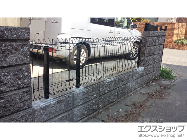 千葉県流山市ののフェンス・柵 メッシュフェンスG10-R 自在柱 施工例