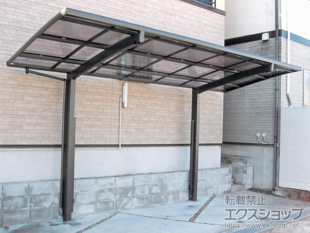 京都府南丹市ののカーポート ネスカR (ラウンドスタイル) 耐雪風圧強化パッケージ 積雪〜30cm対応 施工例