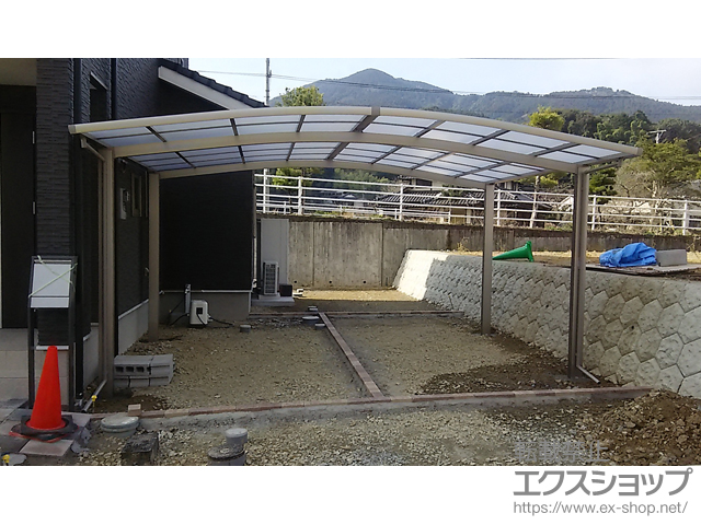 佐賀県伊万里市ののカーポート ネスカR (ラウンドスタイル) ワイド 積雪〜20cm対応 施工例