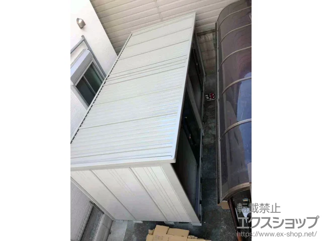 神奈川県川崎市のタクボの物置・収納・屋外倉庫 Mr.ストックマンダンディ 一般型 結露減少型 5079×1922×2110（扉2ヶ所仕様） ND-WZ5019-J（扉2ヶ所仕様） 施工例