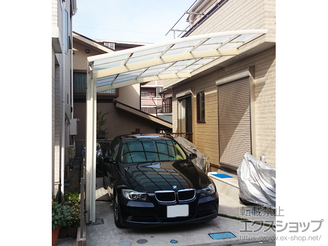 神奈川県大和市ののカーポート ネスカR (ラウンドスタイル) 積雪〜20cm対応 施工例