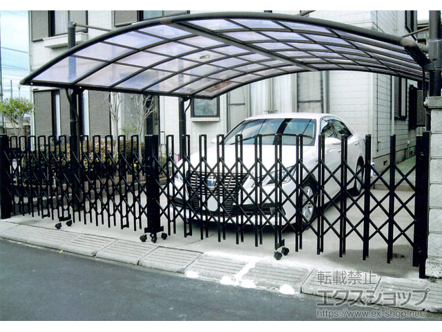 埼玉県久喜市ののカーゲート トリップゲート RC型 ノンレール 両開き 60W 施工例