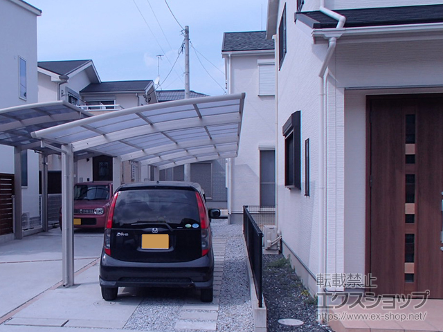 福岡県京都郡苅田町ののカーポート レイナポートグラン 縦連棟　積雪〜20cm対応 施工例