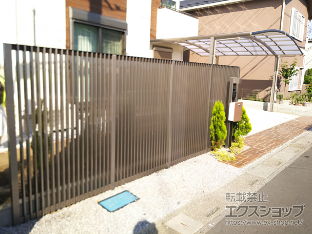 埼玉県久喜市ののカーポート ネスカR (ラウンドスタイル) ワイド 積雪〜20cm対応 施工例