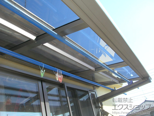 東京都昭島市ののバルコニー・ベランダ屋根 スピーネ F型 ルーフタイプ 単体 積雪〜20cm対応 施工例