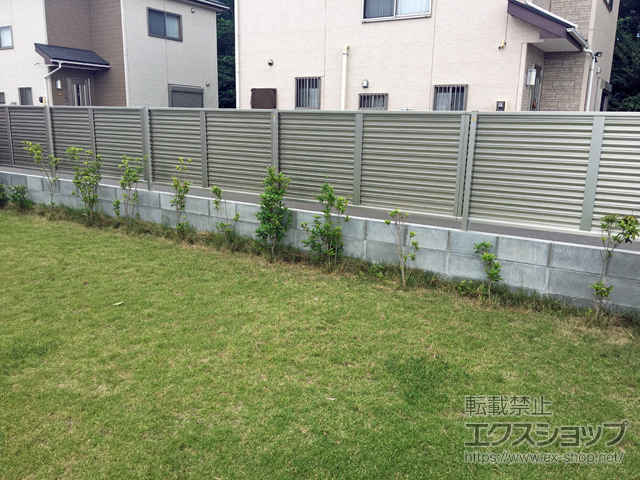 埼玉県川越市ののフェンス・柵 ミエーネフェンス 目隠しルーバータイプ 自由柱施工 施工例