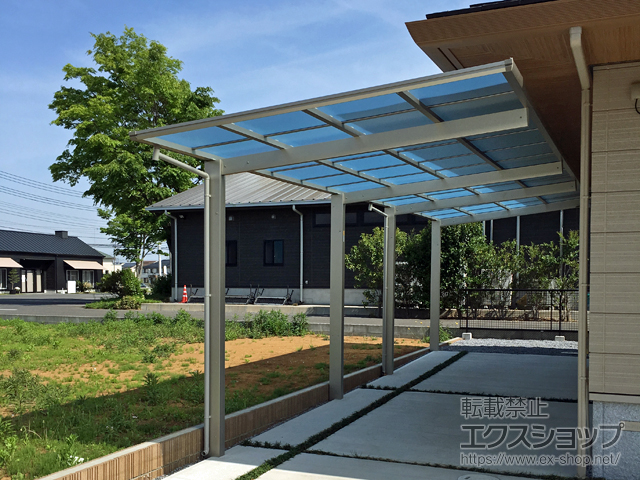 茨城県つくば市ののカーポート エフルージュグラン 縦連棟　積雪〜20cm対応 施工例