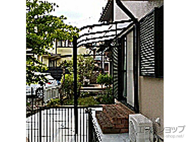 神奈川県横浜市ののテラス屋根 スピーネ R型 テラスタイプ 単体 積雪〜20cm対応 施工例