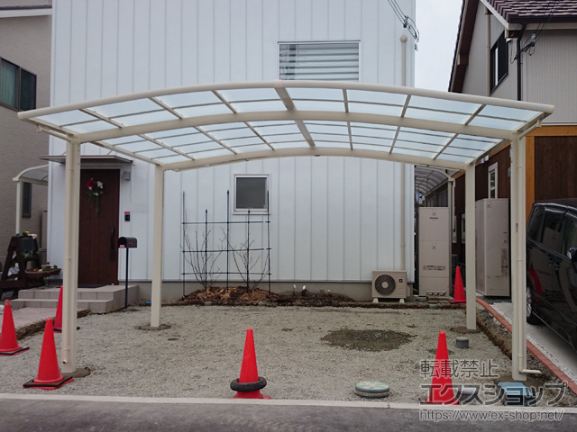 兵庫県相生市ののカーポート ネスカR (ラウンドスタイル) ワイド 積雪〜20cm対応 施工例