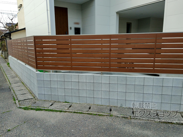 新潟県新潟市ののフェンス・柵 ジオーナフェンス YS型 マテリアルカラー フリーポールタイプ 施工例