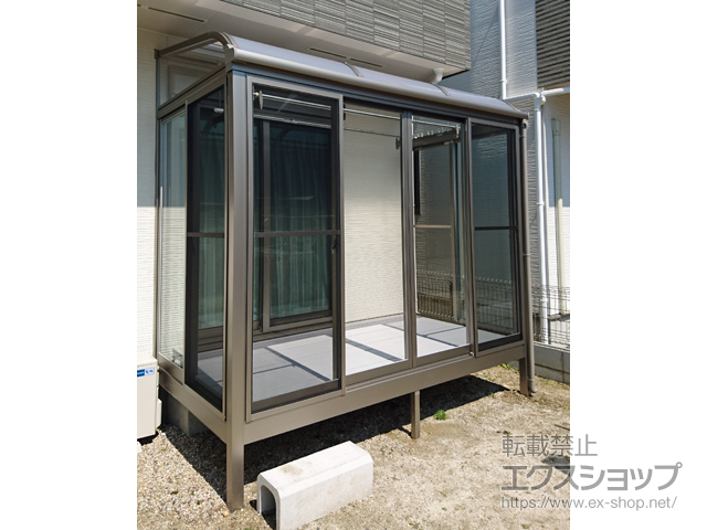 愛知県名古屋市ののテラス囲い・サンルーム サニージュ R型 床納まり ランマ無 積雪〜20cm対応 施工例