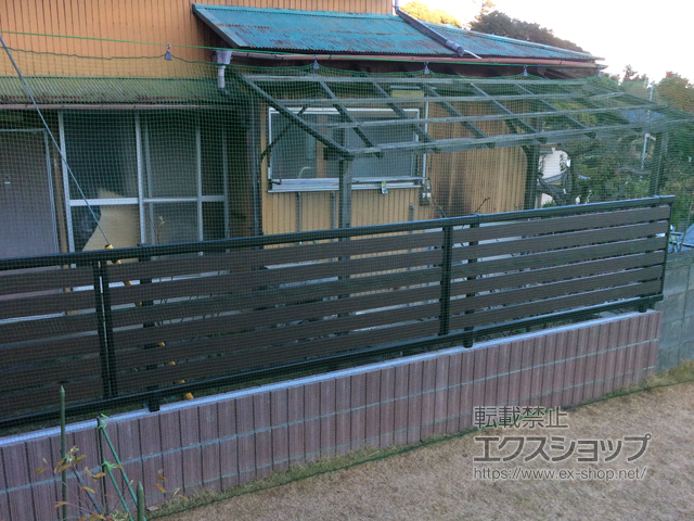 静岡県熱海市ののフェンス・柵 モクアルフェンス 横板タイプ 自由柱施工 施工例