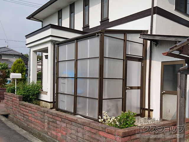 滋賀県愛知郡愛荘町ののストックヤード スピーネストックヤードF型 波板タイプ ヤード仕様 積雪〜50cm対応 ※両側ドア仕様 施工例