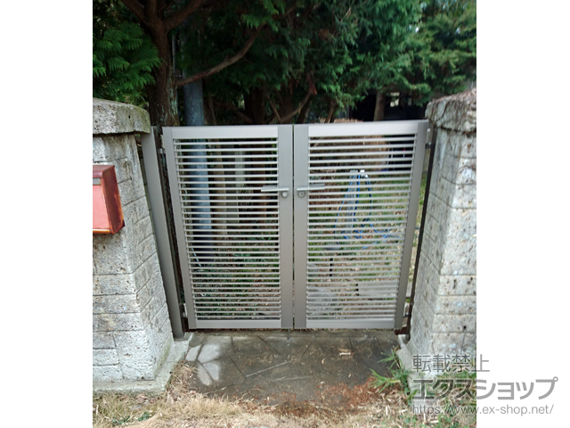 茨城県古河市のの門扉 プレスタ門扉 1型 細横桟 両開き 柱使用 施工例