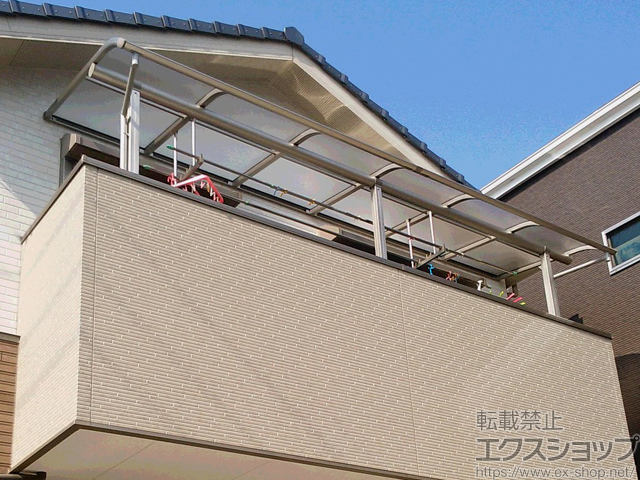 愛知県名古屋市ののバルコニー・ベランダ屋根 プレシオステラス R型 屋根タイプ 連棟 積雪〜20cm対応 施工例