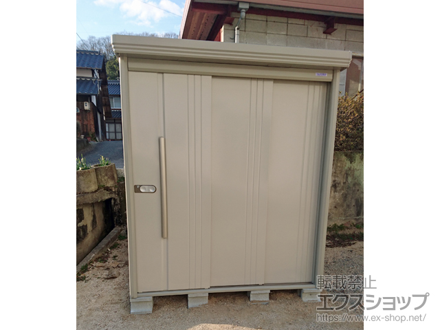 岡山県岡山市のの物置・屋外倉庫 Mr.ストックマンダンディ 一般型 1832×1590×2110 ND-1815-W 施工例