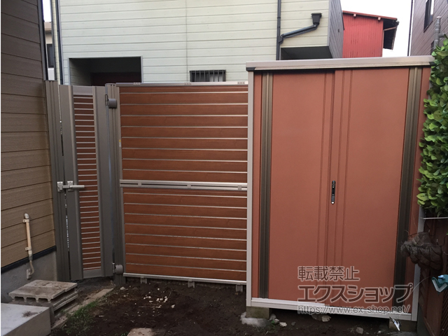 埼玉県三郷市のの門扉 ルシアス門扉CW02型 横目隠し 片開き 複合カラー 門柱使用 施工例