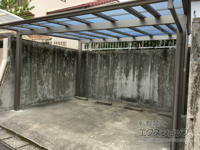 鹿児島県鹿児島市ののカーポート フーゴF (フラットスタイル) ワイド 積雪〜20cm対応 施工例