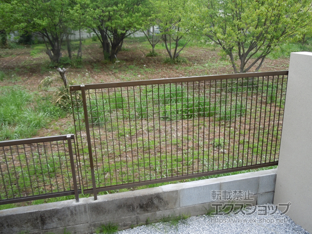 東京都府中市ののフェンス・柵 クレディフェンス5型 自由支柱 施工例