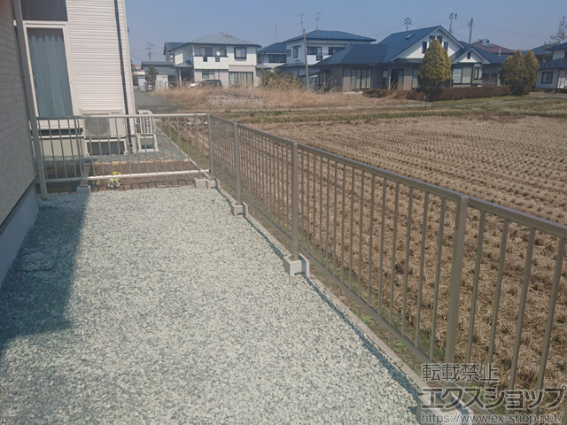 岩手県胆沢郡金ケ崎町ののフェンス・柵 ミエッタフェンス 防犯たて格子タイプ 自由柱 施工例