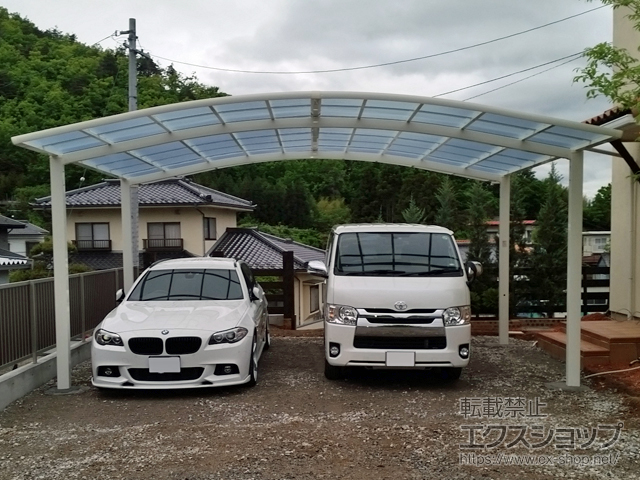 長野県千曲市ののカーポート ネスカR (ラウンドスタイル) ワイド 積雪〜20cm対応 施工例