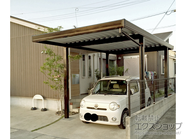 宮崎県宮崎市のLIXIL リクシル（トステム）のカーポート テリオスポートIII 1500 角柱4本仕様 積雪〜50cm対応 施工例