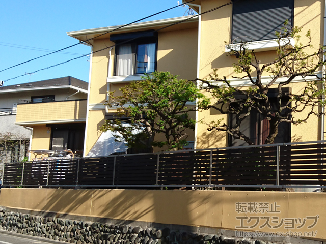 東京都大田区ののフェンス・柵 ルシアスフェンスF04型 横板 木目カラー 自由柱施工費 施工例