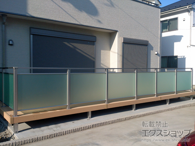 栃木県足利市ののウッドデッキ リウッドデッキ 200 施工例