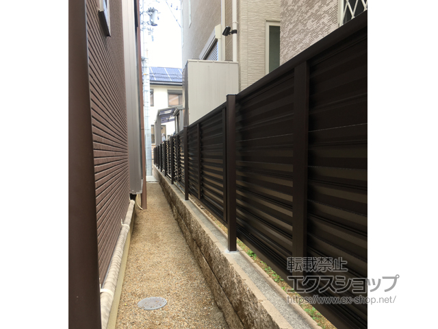 大阪府泉南郡田尻町ののフェンス・柵 ミエーネフェンス 目隠しルーバータイプ 自由柱施工 施工例