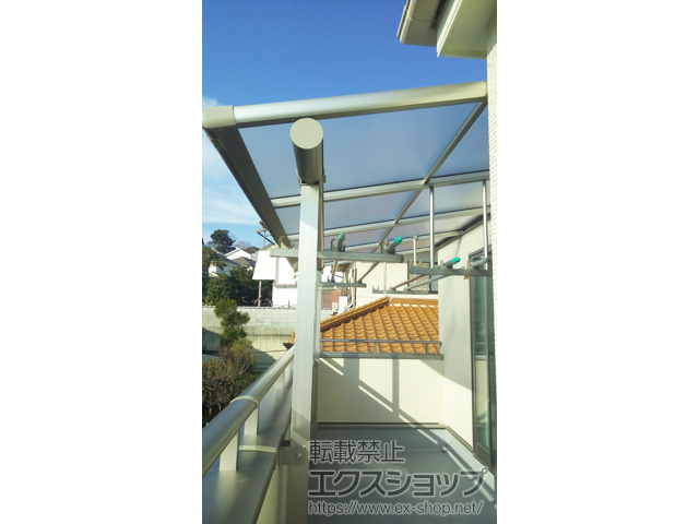 大阪府豊中市ののバルコニー・ベランダ屋根 プレシオステラス F型 屋根タイプ 単体 積雪〜20cm対応 施工例