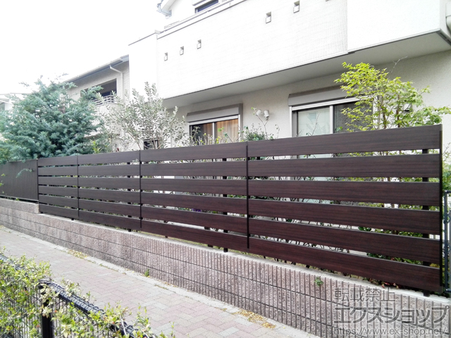 東京都武蔵野市ののフェンス・柵 コレット 1型 フリー支柱タイプ 施工例