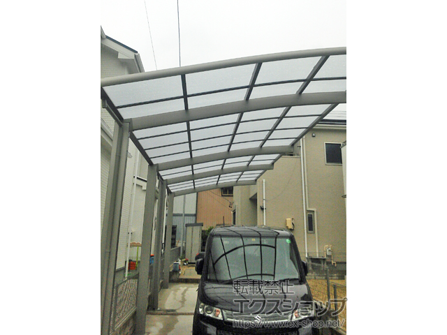 愛知県東海市ののカーポート ネスカR (ラウンドスタイル) 縦連棟 積雪〜20cm対応 施工例