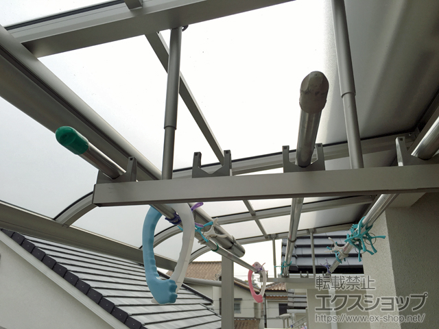 大阪府枚方市ののバルコニー・ベランダ屋根 ヴェクターテラス R型 屋根タイプ 単体 積雪〜20cm対応 施工例