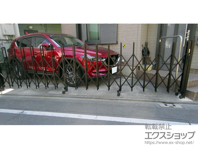 東京都足立区ののカーゲート トリップゲート RB型 ノンレール 片開き 49S 施工例