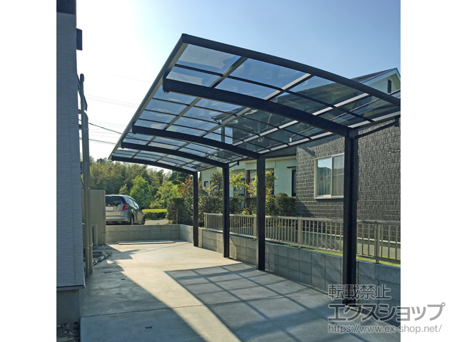 鹿児島県鹿児島市ののカーポート レイナポートグラン 縦連棟　積雪〜20cm対応 施工例